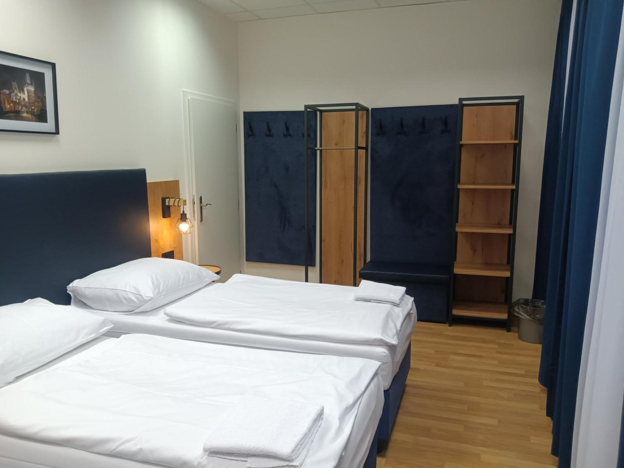 Powder Tower Suites Прага Екстериор снимка